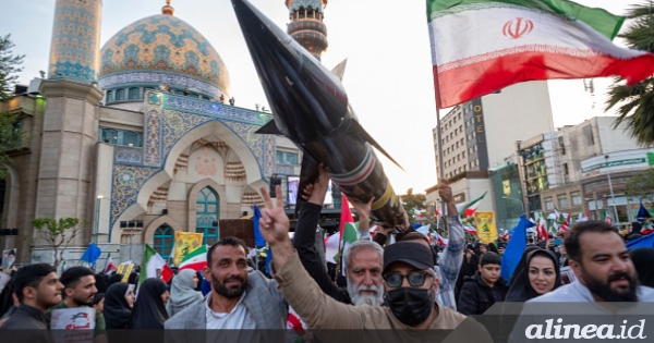 Bertolak belakang dengan sekutu: Meski diminta menahan diri, Israel janji akan balas&nbsp;Iran