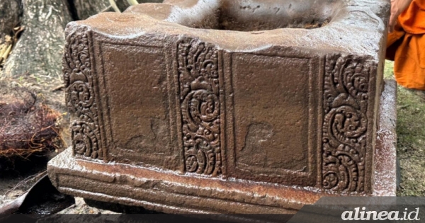 Wisatawan temukan batu pasir kuno zaman Sriwijaya di&nbsp;Thailand